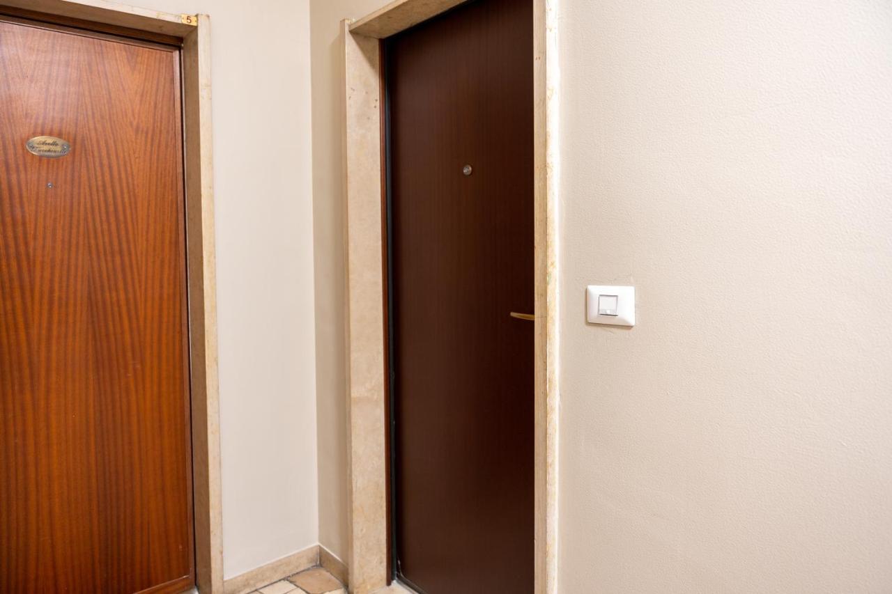 15Min Metro Duomo - Rho Fiera - Skyscraper Kitchen Apartment Milan Exterior photo