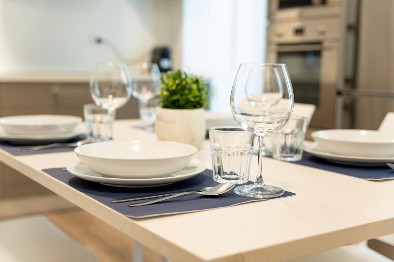 15Min Metro Duomo - Rho Fiera - Skyscraper Kitchen Apartment Milan Exterior photo